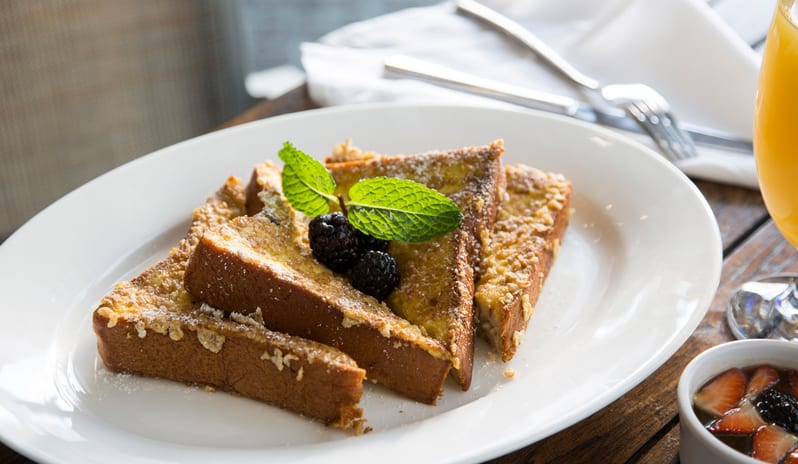 Shore Hotel - Hotel Dining